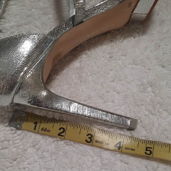 Gianni Bini Silver Glitter Heels - Picture 7 of 12